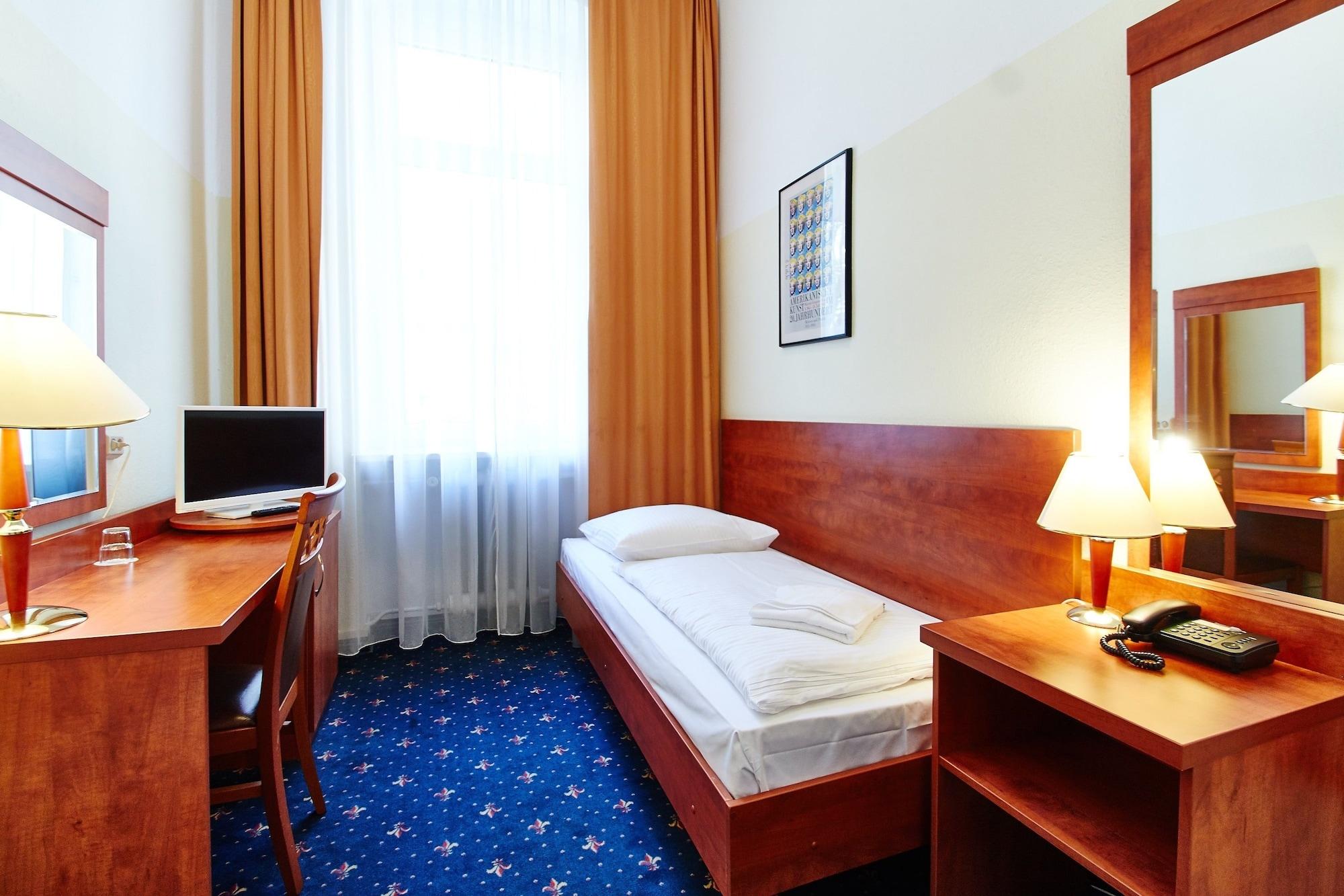 Hotel Europa City Berlin Exteriör bild